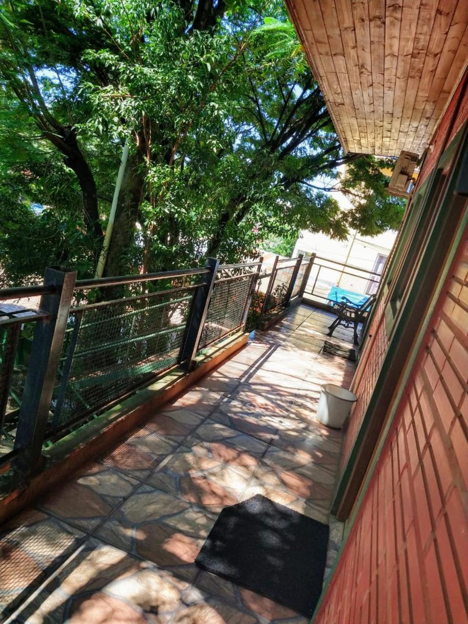 Alojamiento Familiar Alternativo Daniel Oviedo Puerto Iguazú Exterior foto